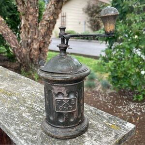Vintage F&B TreSpade Manual Hand Crank Coffee Grinder Italy Metal & Wood Antique